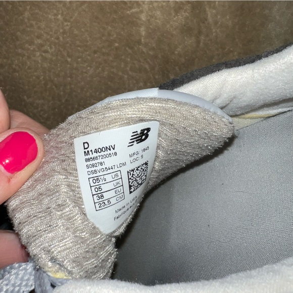 New Balance - Picture 5 of 5